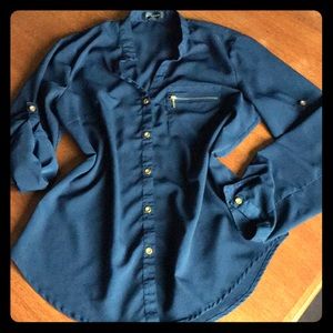 SALE❤️Blue Button Down Blouse